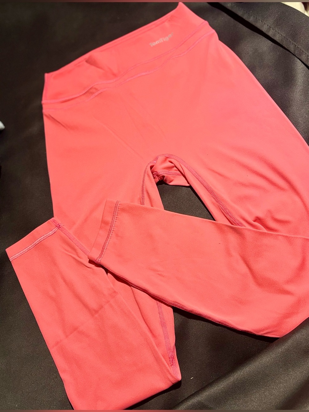 Women’s Active Leggings - Coral Pink